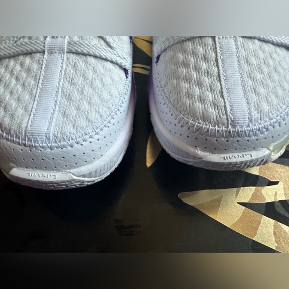 Brand New LeBron 17 Low 'Lakers'; Mens size 8.5 - Picture 6 of 11